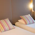 Campanile Clermont-ferrand ~ Отель Обьер