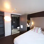 Hotell Campanile Clermont-ferrand ~ Aubière