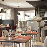 Campanile Clermont-ferrand ~ 3*
