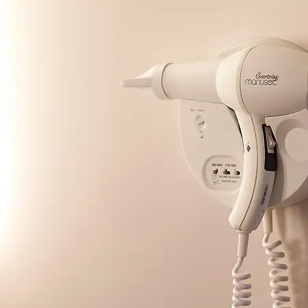 Hotell Campanile Clermont-ferrand ~