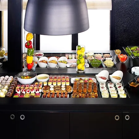 Hotell Campanile Clermont-ferrand ~ 3*