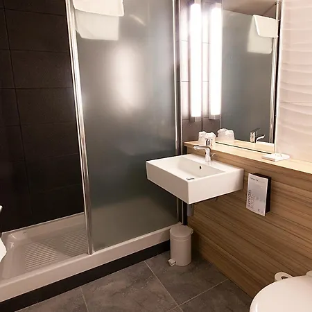 Campanile Clermont-ferrand ~