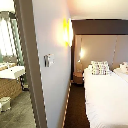 Campanile Clermont-ferrand ~ 3*