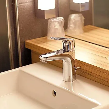 Campanile Clermont-ferrand ~ Hotel 3*