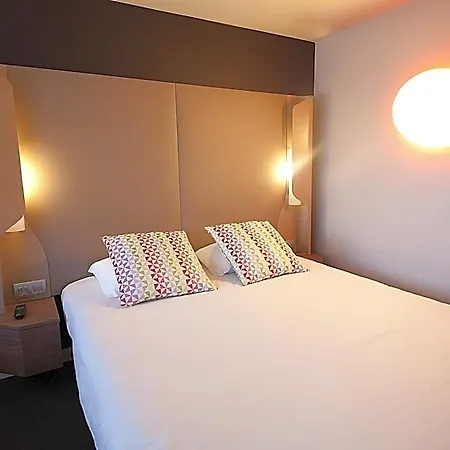 Hotel Campanile Clermont-ferrand ~