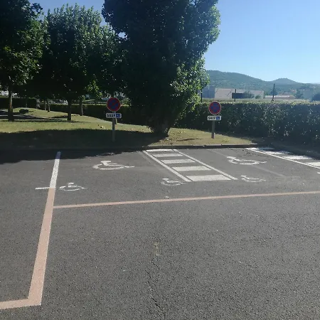 Campanile Clermont-ferrand ~ 3*