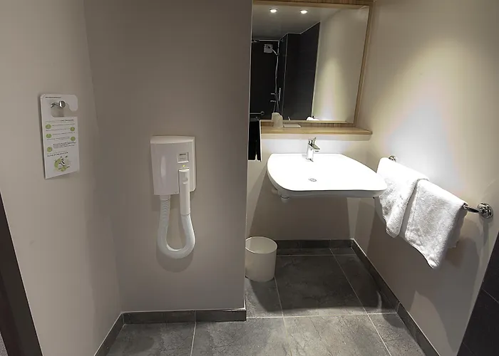 Campanile Clermont-ferrand ~ Aubière