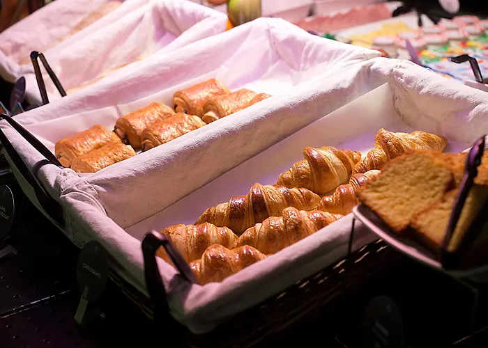 Campanile Clermont-ferrand ~ 3* Aubière