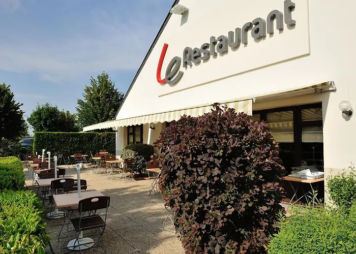 Hotell Campanile Clermont-ferrand ~ 3*