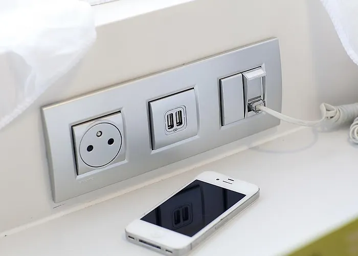 Hotell Campanile Clermont-ferrand ~ Aubière