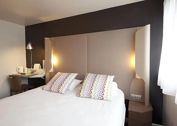 Campanile Clermont-ferrand ~ 3*