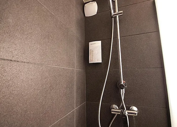 Hotell Campanile Clermont-ferrand ~ Aubière